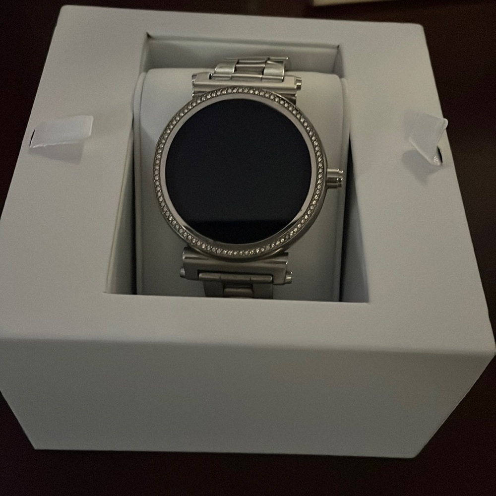 Womens smart watch
